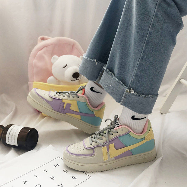 Spring Korean xue sheng ban xie wang Red Little Daisy Sports Shoes White Shoes Woman Shoes Sneakers
