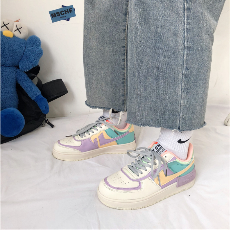 Spring Korean xue sheng ban xie wang Red Little Daisy Sports Shoes White Shoes Woman Shoes Sneakers